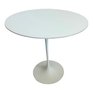 Eero Saarinen Tulip Side / Coffee Table Oval Knoll Mid Century Modern For Sale