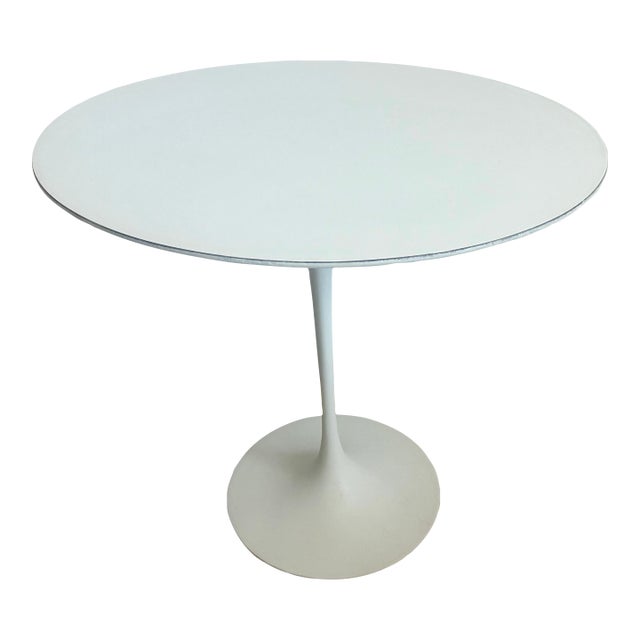Eero Saarinen Tulip Side / Coffee Table Oval Knoll Mid Century Modern For Sale