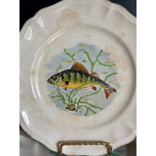 Ceramic Mid-Century Sarreguemines Indre French Faience Fish Plates, Set of 3 For Sale - Image 7 of 10