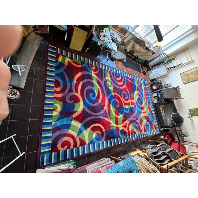 1980s Large Abstract Wool Rug for Hilton Hotel, 1980s For Sale - Image 5 of 9