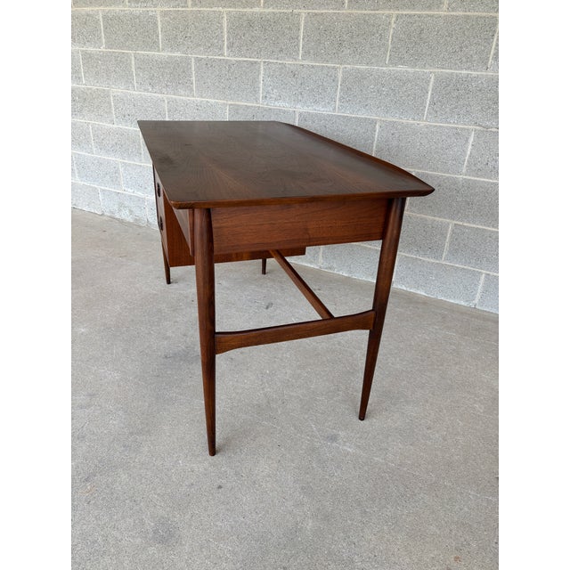 Wood Bassett Furniture Mid Century Modern Walnut 4 Drawer Desk & Chair For Sale - Image 7 of 18