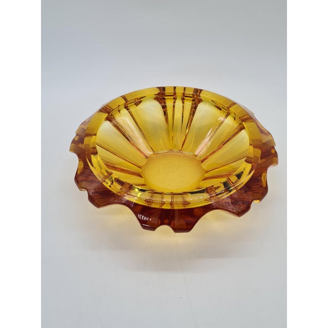 Large Vintage Pressed Glass Bowl, 1960s For Sale - Image 4 of 10