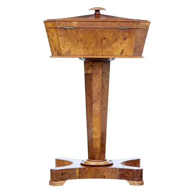 Wood 19th Century Burr Elm Teapoy For Sale - Image 7 of 9