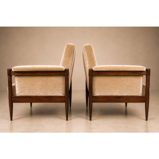 Móveis Provenzal Lounge Chair in Jacaranda & Champagne Mohair Velvet, Brazil, 1960s For Sale - Image 12 of 16