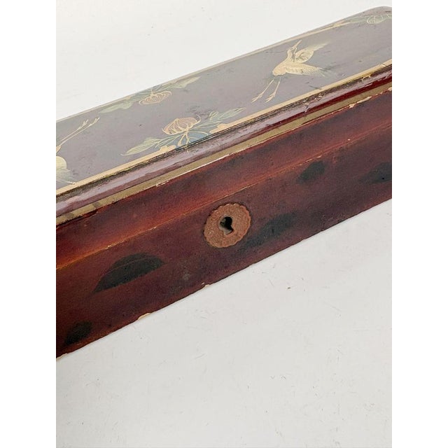 Gold 19th Century Japanese Lacquered Box with Bird Decoration, Japan For Sale - Image 8 of 18