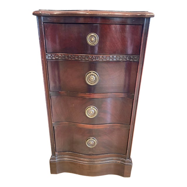 1930's Sligh Furniture Mahogany 4-Drawer Nightstand For Sale
