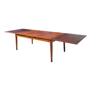 Mid Century Two-Toned Rosewood Extendable Dining Table for a Feast | by Skovby