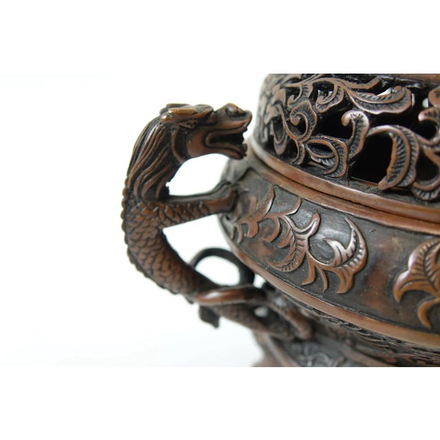 Early 20th Century Chinese Bronze Tripod Urn with Foo Dog For Sale - Image 4 of 9