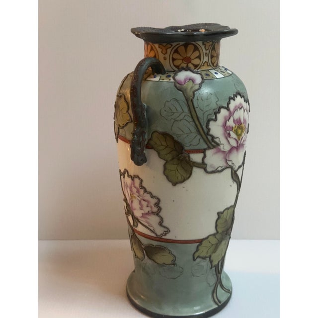 Early 20Th Century Asian Japanese Hand Painted Imperial Nippon Floral Handle Marriage Vase For Sale - Image 11 of 16
