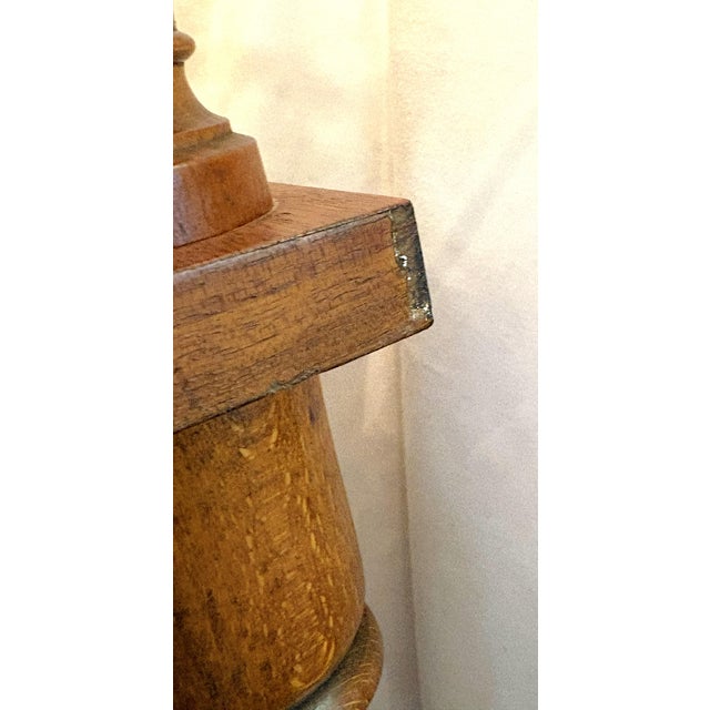 Early 1900's Victorian Étagère With Turned Legs and Four Fixed Shelves For Sale - Image 17 of 18