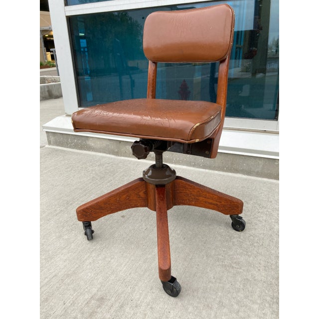 Wood Early 20th Century Gunlocke Style Swivel-Tilt Desk Chair From B. L. Marble Chair Co. For Sale - Image 7 of 13