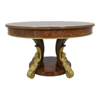 Italian Classical Round Walnut Dining Table For Sale