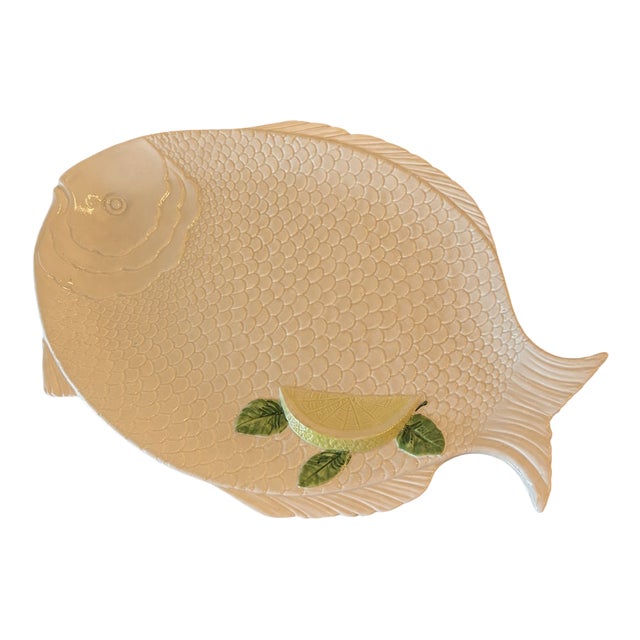 Vintage Mid-Century Modern Italian Bassano Fish-Shaped White Ceramic Platter W/Lemon & Green Leaves For Sale