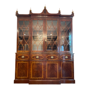 1990s Kindel Winterthur Mahogany Breakfront/China Cabinet