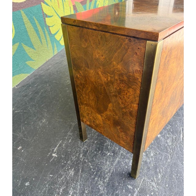Mid Century Tomlinson Burl & Brass Sideboard For Sale In Tampa - Image 6 of 13