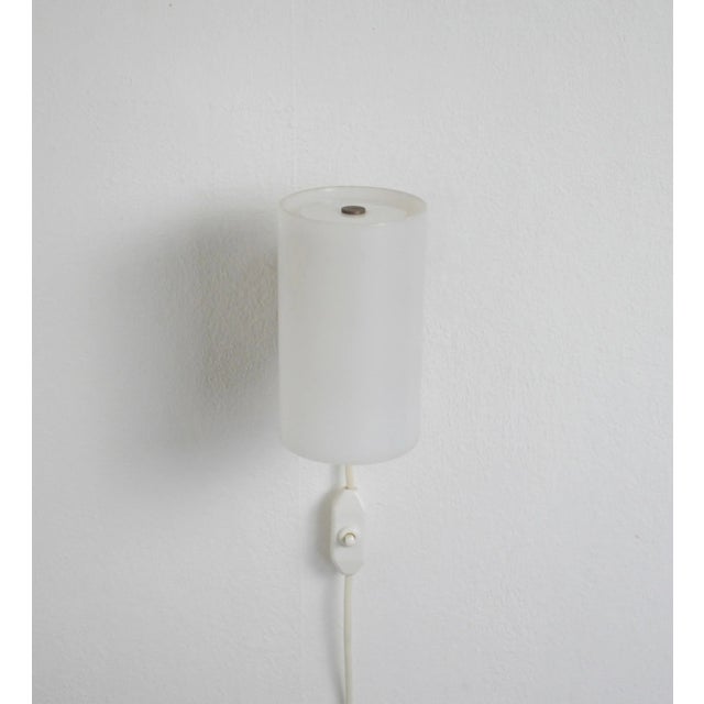 Minimalistic Wall Lamp Designed by Uno & Östen Kristiansson for Luxus, 1960s For Sale - Image 6 of 12