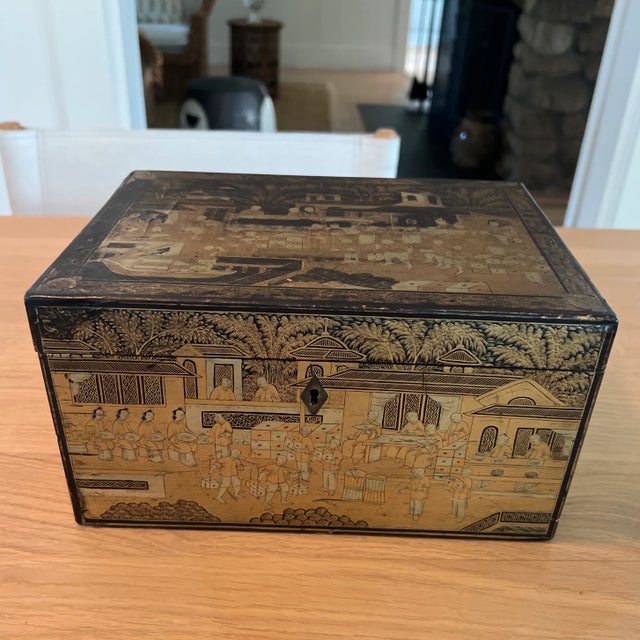Antique Chinese Black Lacquered Tea Caddy