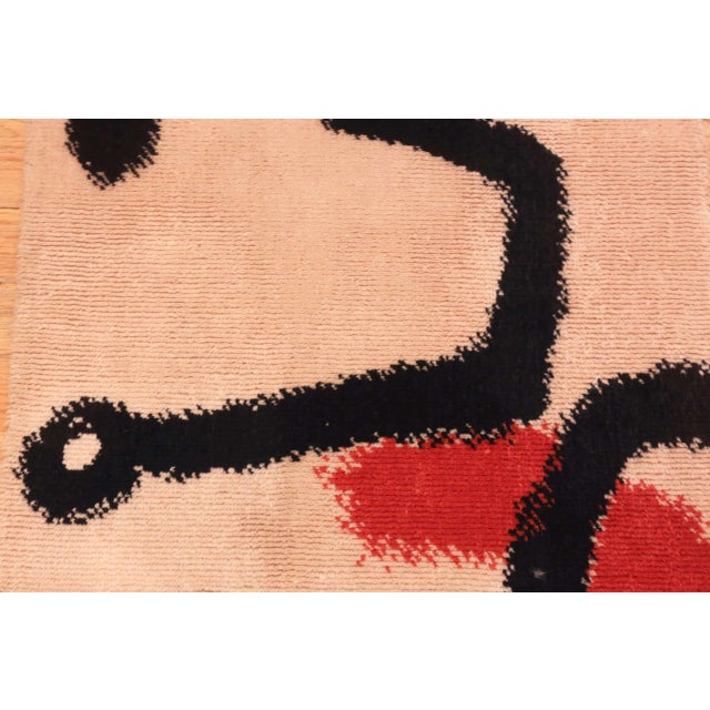 Nazmiyal Collection Vintage Paul Klee Rug “Little Drummer Boy” For Sale In New York - Image 6 of 7
