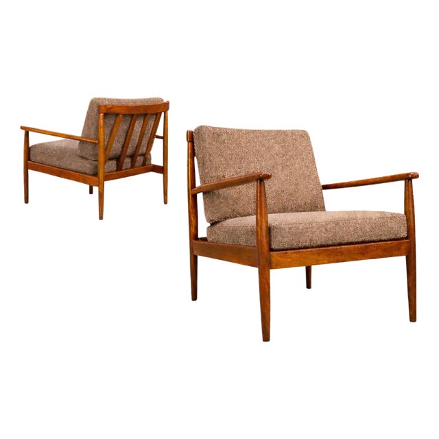 Grete Jalk Armchair in Caviuna & Mushroom Brown Bouclé, Rino Levi, Brazil, 1960s - Lot 491C For Sale