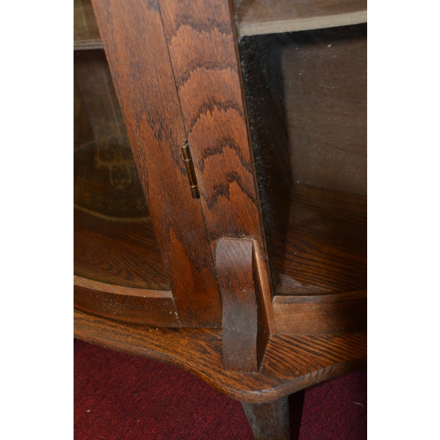 Antique Empire Oak Curved Bowfront Glass Curio Display Cabinet Paw Feet & Carved Lions For Sale - Image 4 of 18