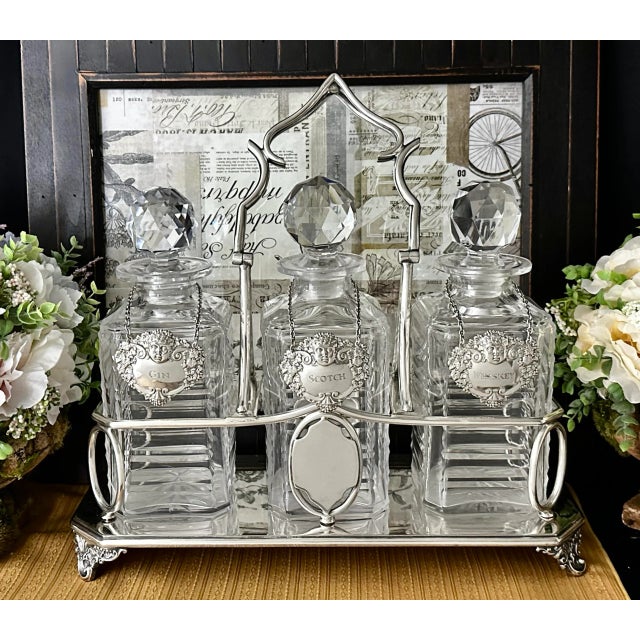 Decanter Set Antique Circa 19th / Tantalus Epns Set With Sterling Silver Liquor Tags - 4 Pieces For Sale In Phoenix - Image 6 of 12