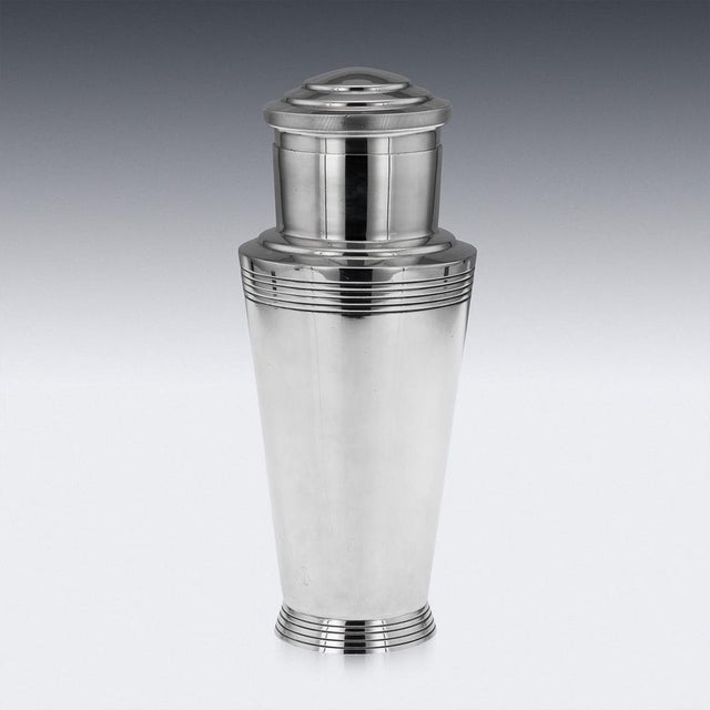 20th Century Art Deco English Silver Plated Cocktail Shaker from Keith Murray, 1936 For Sale - Image 3 of 13