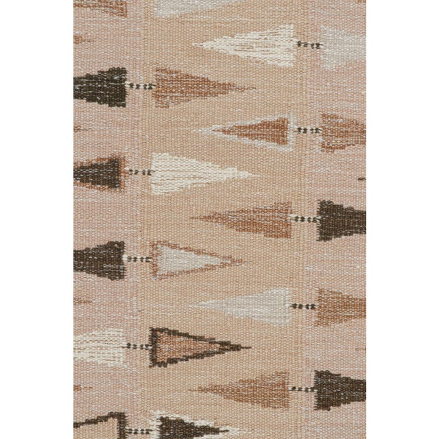 Mid-Century Modern Swedish Geometric Rug by Celerie Kemble for Chairish in Blush, 9'x12' For Sale - Image 3 of 8