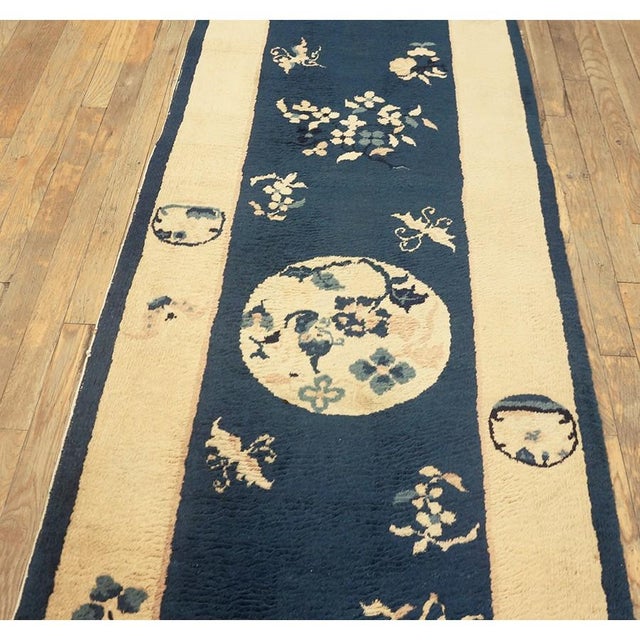 1880s Blue Floral Antique Imperial Traditional Chinese Peking Rug Knotted Runner For Sale - Image 4 of 6
