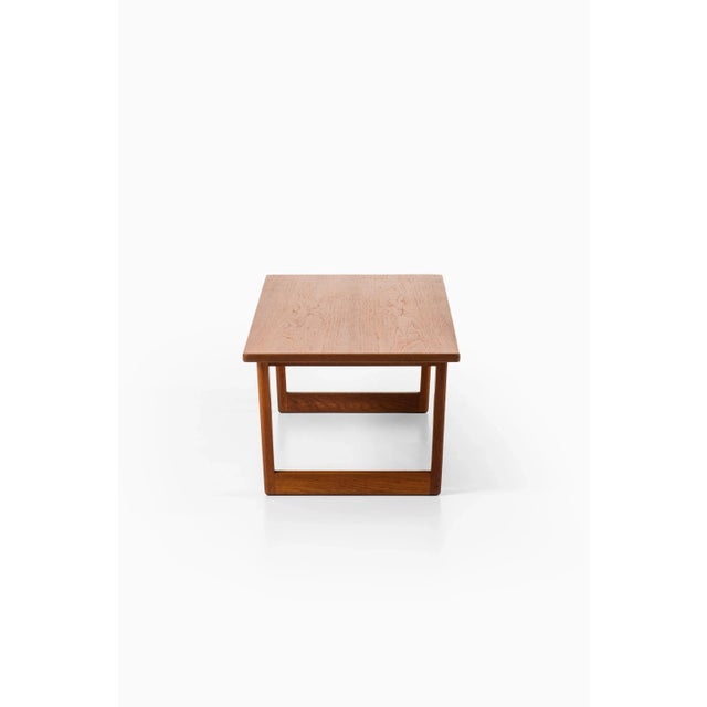 Model 261 Coffee or Side Table by Børge Mogensen, Denmark, 1956 For Sale - Image 6 of 9