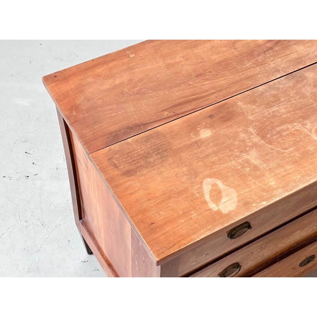 Early 20th Century Antique Neoclassical Chest of 3 Drawers For Sale - Image 14 of 17
