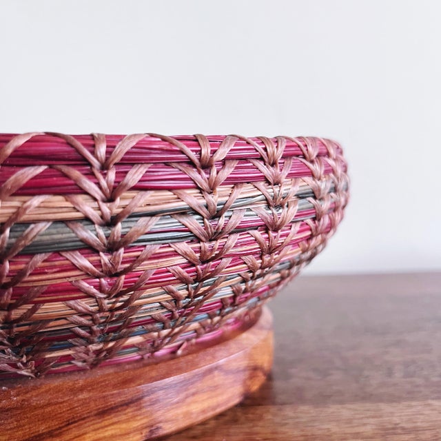 Folk Art Vintage Woven Pine Needle Basket With Inlaid Petrified Wood For Sale - Image 3 of 6