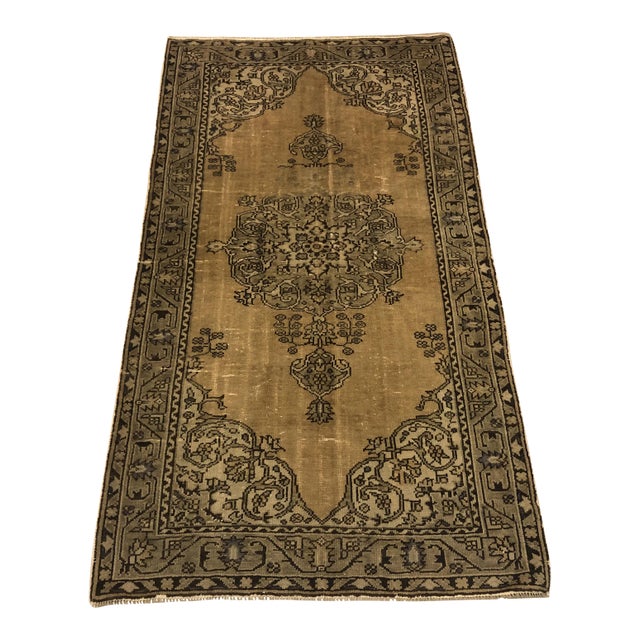 Vintage Bohemian Area Handmade Rug- 4′8″ × 8′4″ For Sale