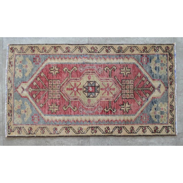 Hollywood Regency Hand Knotted Door Mat, Entryway Rug, Bath Mat, Kitchen Decor, Small Rug, Turkish Rug - 1′8″ × 3′2″ For Sale - Image 3 of 5