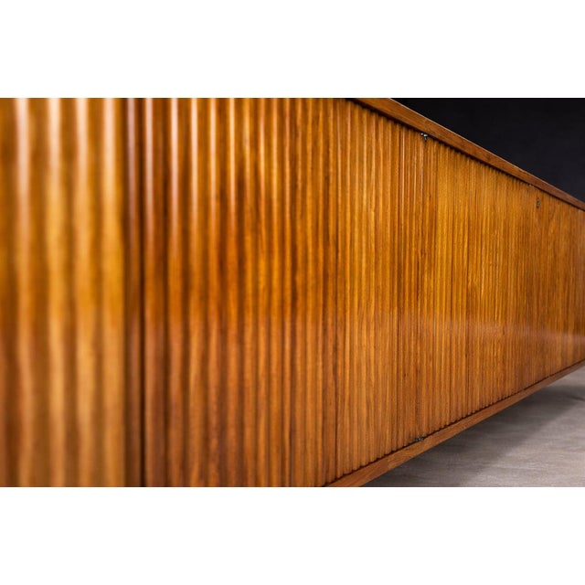 Reeded Credenza in Caviúna Wood by Giuseppe Scapinelli, Brazil, 1950s For Sale - Image 9 of 16