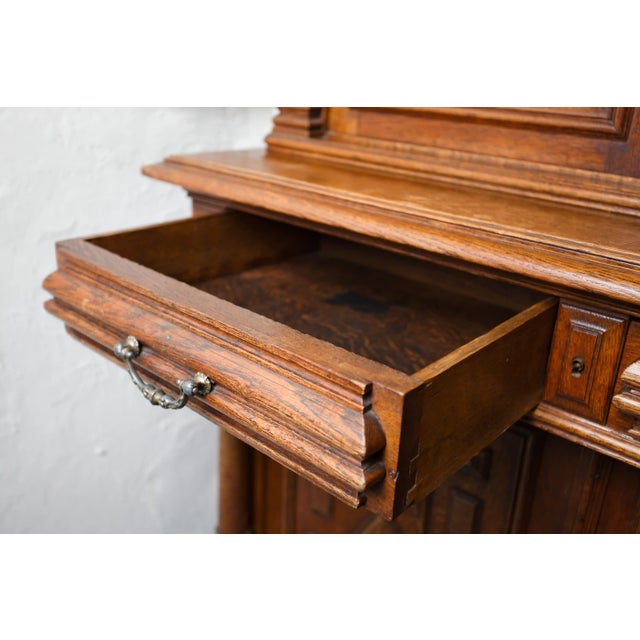 1920s Belgian Neo-Renaissance Oak Cabinet, 1920 For Sale - Image 5 of 8