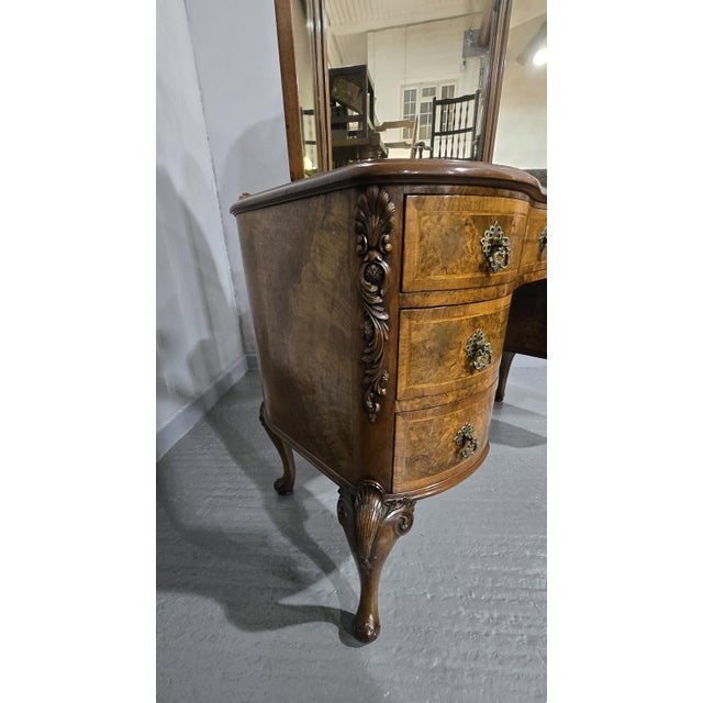 Queen Anne Dressing Table, 1920 For Sale - Image 4 of 15