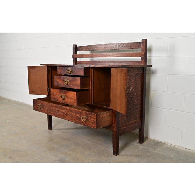 Gustav Stickley Antique Mission Oak Arts & Crafts Strap Hinge Sideboard, Circa 1910 For Sale In South Bend - Image 6 of 16