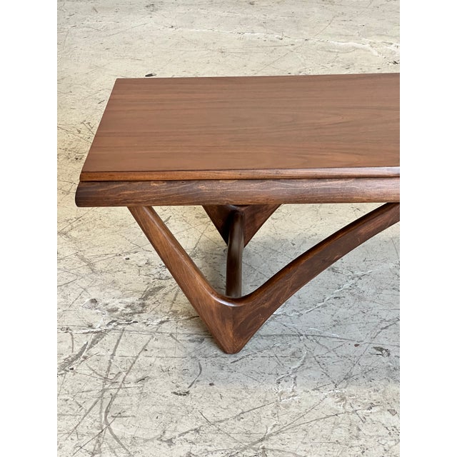 Mid-Century Modern Newly Refinished Mid Century Walnut Coffee Table by Lane Furniture For Sale - Image 3 of 5