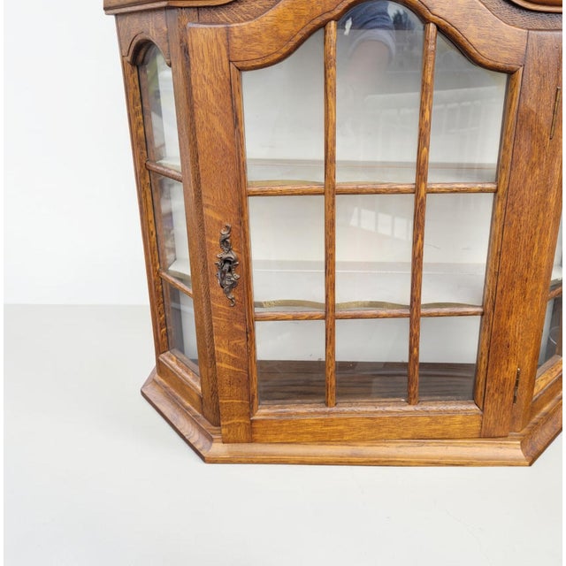 1950s Vintage Dutch Display Cabinet in Walnut, 1950s For Sale - Image 5 of 18