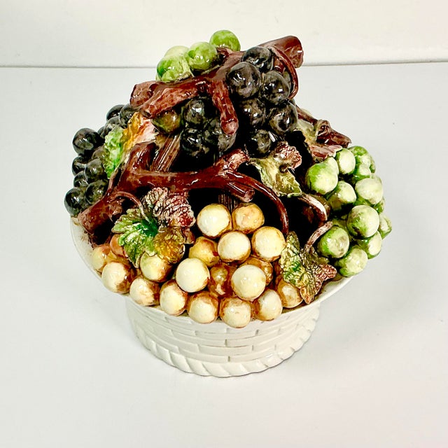 Kelly Green 1950s Vintage Majolica Italian Hollywood Regency Grape Clusters Topiary. For Sale - Image 8 of 18