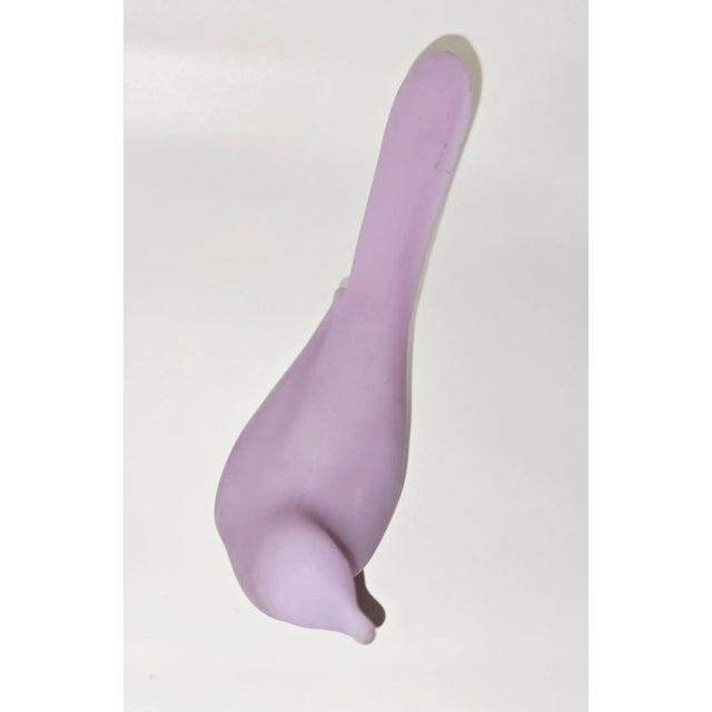 Contemporary 1970s Fenton Styled, Art Glass “Bird of Happiness” – Lavender Satin For Sale - Image 3 of 5
