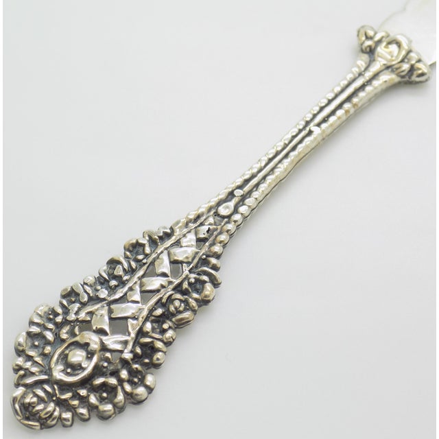 Vintage Italian Handmade Genuine Silver Daisy Flower Design Solid Butter Knife For Sale - Image 4 of 9