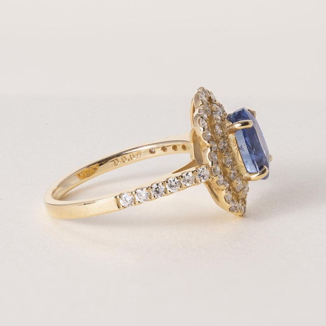 2000 - 2009 18k Gold 2.01 Carat Sapphire Oval and Diamond Floral Halo Ring, Size 6.5 For Sale - Image 5 of 6