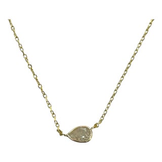 Radiant 14k Yellow Gold 0.73ct Pear Natural Diamond Bezeled Necklace For Sale