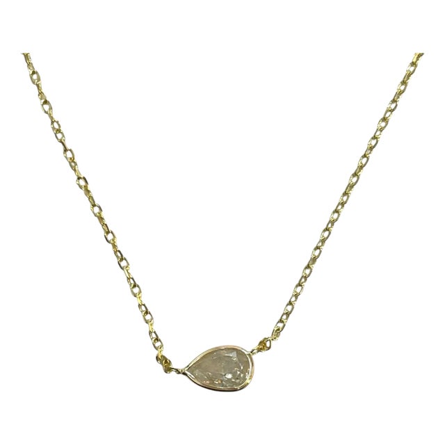 Radiant 14k Yellow Gold 0.73ct Pear Natural Diamond Bezeled Necklace For Sale