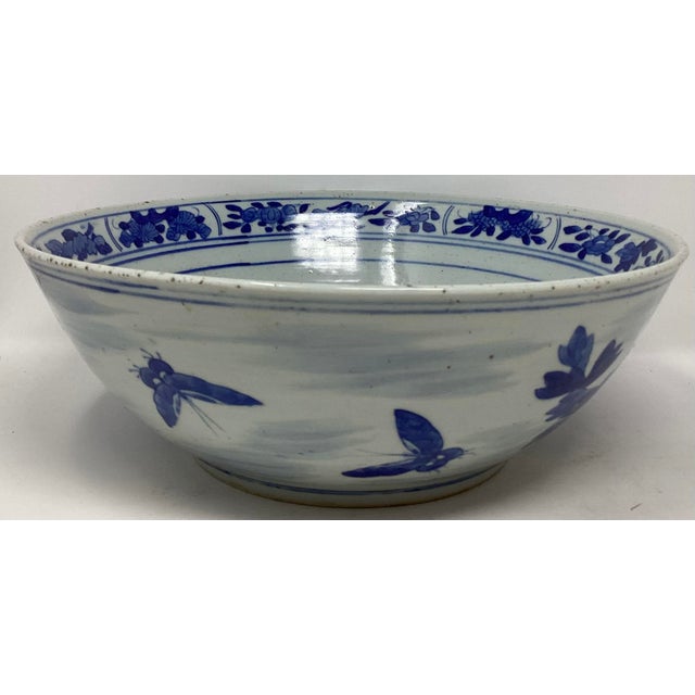 Traditional 19th C Canton Blue & White Export Centerpiece Bowl. For Sale - Image 3 of 6