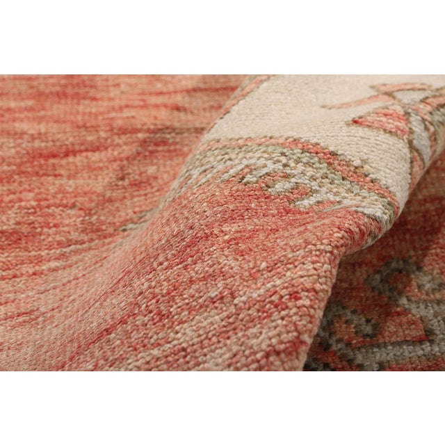 Vintage Turkish Oushak Rug, 02'08 X 10'07 For Sale In Dallas - Image 6 of 9