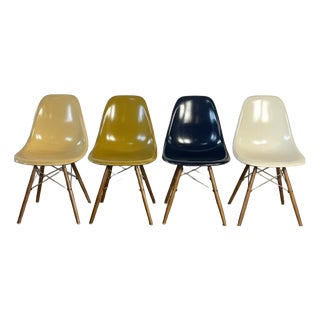 DSW Side Chairs in Parchment, Navy Blue, Light Olive and Light Ochre by Eames for Herman Miller, 1960s, Set of 4 For Sale