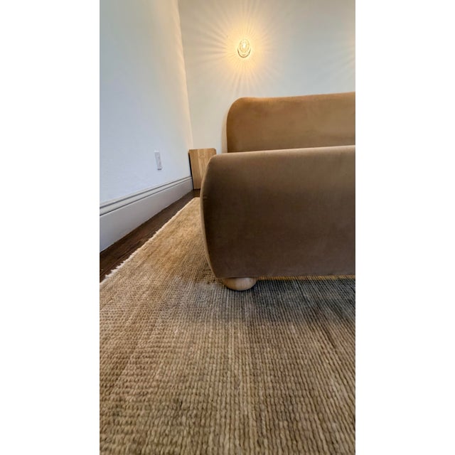 Safaveih Gold Velvet Upholstered Bed King Bed For Sale - Image 9 of 12