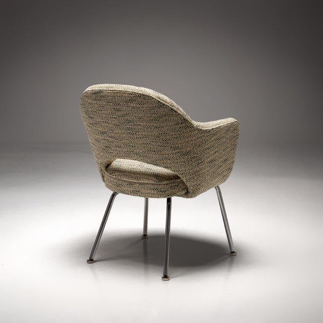 A confident presence, and unmistakably Saarinen, this Model 71 dining chair embodies over seventy years of refined design...